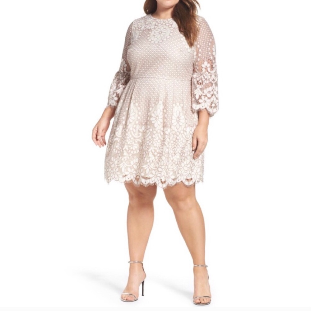 ELIZA J FIT & FLARE BEIGE LACE DRESS BELL SLEEVES SIZE 24